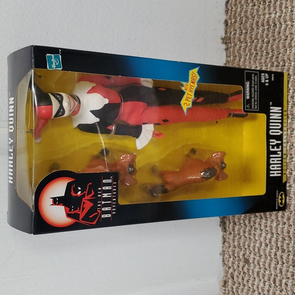1998 HASBRO Harley Quinn w/ 2 Hyenas Collectible Action Figure, Excellent